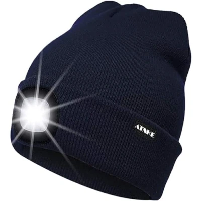 Abbildung von ATNKE LED Beleuchtete Mütze,Wiederaufladbare USB Laufmütze mit Licht Extrem Heller 4 Lampe Winter Warme Stirnlampe für Herren und Damen Geschenke/Navy