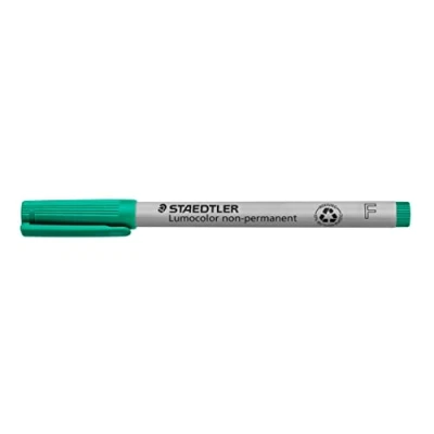 Abbildung von STAEDTLER Folienstift non permanent Lumocolor, grün, wasserlöslich, Made in Germany, lange Lebensdauer, F Spitze mit Linienbreite ca. 0,6 mm, 10 grüne Universalstifte im Kartonetui, 316 5