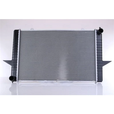 Abbildung von NISSENS 65546A Kühler, Motorkühlung Aluminium 590 388 40 Kühlrippen gelötet