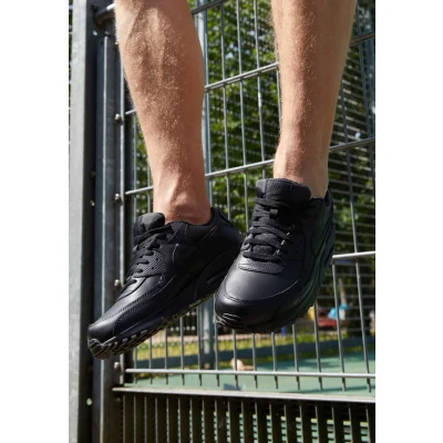 Abbildung von Nike Sportswear AIR MAX 90 Sneaker low, Herren, Größe: 42, Black Leder und lederimitat