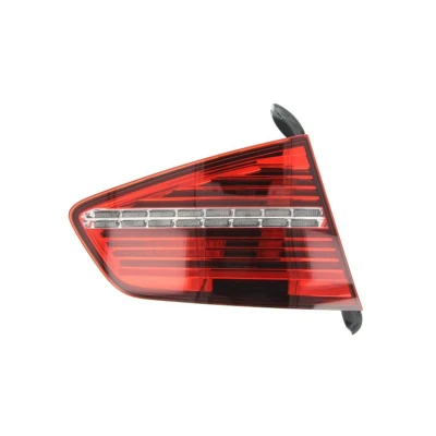 Abbildung von MAGNETI MARELLI 714081430701 Rückleuchte links innerer Teil mit Glühlampen VOLKSWAGEN: Passat B8 Saloon