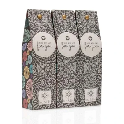Abbildung von Leo &amp; Lilo Hand und Bodylotion mit Bio Aloe Vera 3er Set (3 x 50 ml) Pflegt verwöhnt Hände Körper Liebevolles Geschenkset For You Einzeln verpackt