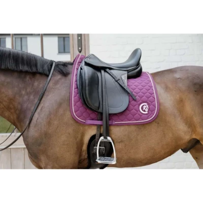 Abbildung von Kentucky Horsewear Schabracke Onion Quilt 3D Logo Dressur Violett