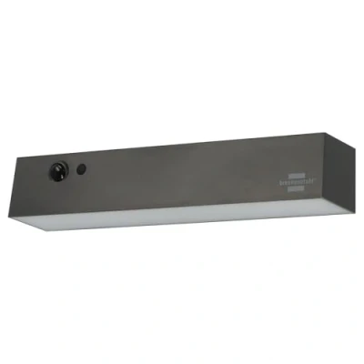 Abbildung von Brennenstuhl Solar LED Strahler SOL 1000 Cubus/LED Wandleuchte für außen mit Bewegungsmelder (Solarlampe IP54, 1000lm, Milchglas, 4 verschiedene Licht Modi, Dämmerungssensor, inkl. Akku)