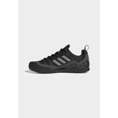 Abbildung von Adidas Terrex Swift SOLO 2 Hiking Sneaker low, Herren, Größe: 50 2/3, Core black/grey three/grey six Schuhe