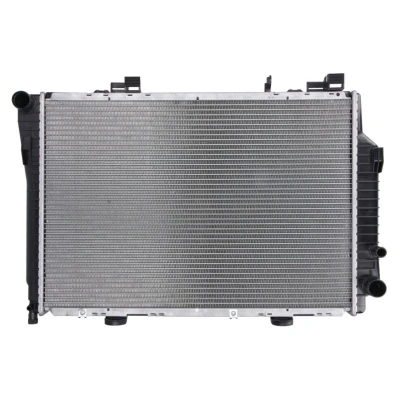 Abbildung von NISSENS 62618 Kühler, Motorkühlung Aluminium 614 418 40 Kühlrippen gelötet MERCEDES BENZ: C Class Saloon