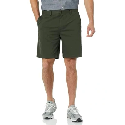 Abbildung von Amazon Essentials Herren Chinoshorts, 23 cm, Schlanker Schnitt, Olivgrün, 38W