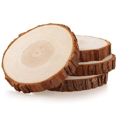 Abbildung von Fuyit Holzscheiben 4 Stücke Holz Log Scheiben 16 18 cm Unvollendete Holzkreise Ungebohrte ohne Loch für DIY Handwerk Hochzeit Mittelstücke Weihnachten Dekoration Baumscheibe