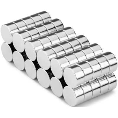 Abbildung von Poppstar 60x Neodym Mini Magnete (6x3 mm, extra stark, Haftkraft 0,5 Kg), silbern