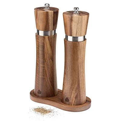Abbildung von Navaris Salz und Pfeffer Mühle Set Gewürzmühle Grinder Streuer für Gewürze Salzstreuer Pfefferstreuer aus Holz mit Tablett zum Mahlen nachfüllbar