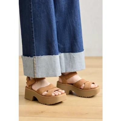 Abbildung von UGG NEW Heights Ankle Strap Plateausandalette, Damen, Größe: 41, Chestnut Schuhe
