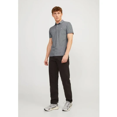 Abbildung von JACK &amp; JONES Male T Shirt Einfarbig Polo