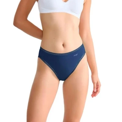 Abbildung von sloggi Slip »GO Crush«, (3er Pack), hoher Beinausschnitt, Spitze, feminin, weich, elastisch, Baumwollmix