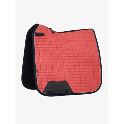Abbildung von LeMieux Schabracke Suede Dressur Cranberry S/M Agradi.deVerkauft von Agradi