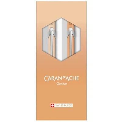 Abbildung von Caran d’Ache Set 849 Kugelschreiber und Minenhalter in der Farbe Sunset Sky, Sonderedition, 8490.705
