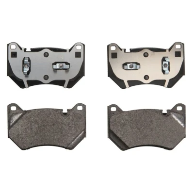 Abbildung von BOSCH 0 986 424 965 Bremsbelagsatz Low Metallic mit Montageanleitung, Anti Quietsch Blech, Kolbenclip AUDI: Q5
