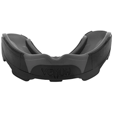 Abbildung von Venum Unisex Predator Mundschutz, Schwarz Schwarz,Einheitsgröße EU