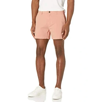 Abbildung von Amazon Essentials Herren 13 cm Flatfront Chinoshorts mit hohem comfort in schmaler Passform (zuvor Goodthreads), Hellbronze, 36W