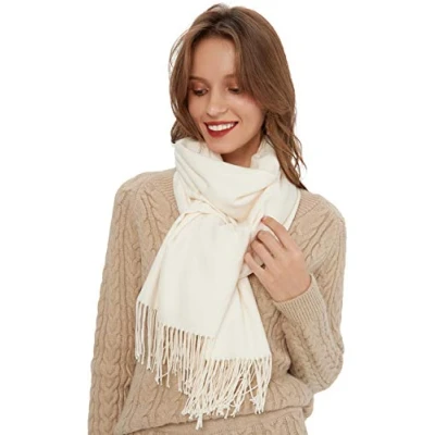 Abbildung von MaaMgic Schal Damen Warm Winter Herbst unifarben Baumwolle mit quasten/fransen, 40+ Farben Einfarbig &amp; Kariert Pashmina xl Stola Schals MEHRWEG,Sahneweiß NICHT reinweiß