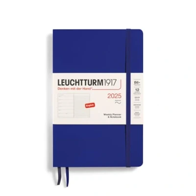 Abbildung von LEUCHTTURM1917 370659 Wochenkalender &amp; Notizbuch 2025, Paperback B6+ Softcover 12 Monats Planer, liniert Ink, Englisch