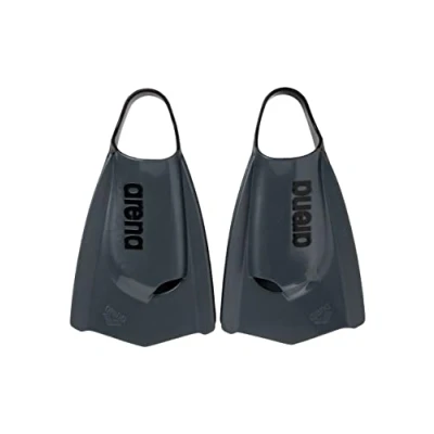 Abbildung von Arena Unisex Adult Powerfin Pro II Trainingsflossen, Schwimmflossen für Erwachsene, Flossen aus 100% Silikon, Komfortable Kurzflossen das Schwimmbad, Schwarz, 46 47