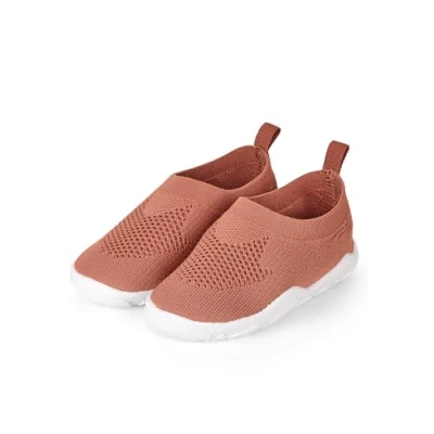 Abbildung von Sterntaler Unisex Baby Badeschuh Mesh mit elastischem Bund Aquaschuhe unifarben Babyschuhe rutschfester Sohle für Badespaß blassbraun, 23/24 EU