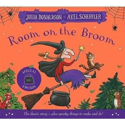 Abbildung von Room on The Broom Halloween Special: Classic Story plus Things to Make and Do