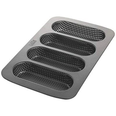 Abbildung von Birkmann, Laib &amp; Seele, Hot Dog Brötchenblech, perforierte Backform aus Karbonstahl für 4 Dogs, mit Antihaftbeschichtung und Rezept, 210394