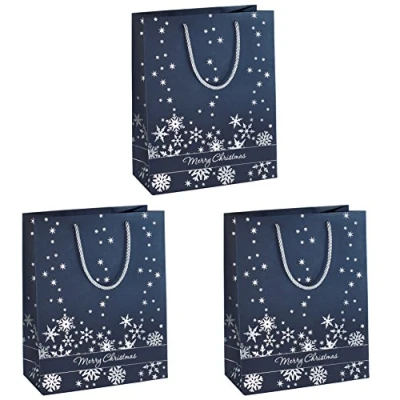 Abbildung von SIGEL GT110 große Premium Papier Geschenktüten 26 x 33 cm 3er Set mit Silberprägung für Weihnachten &quot;Silver Snowflakes&quot;