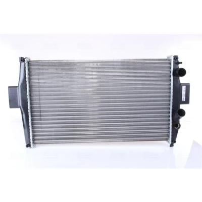 Abbildung von NISSENS 63328 Kühler, Motorkühlung Aluminium 625 378 34 Kühlrippen mechanisch gefügt