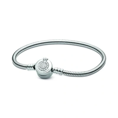 Abbildung von Pandora Signature Damen Armband Silber 599046C01 20