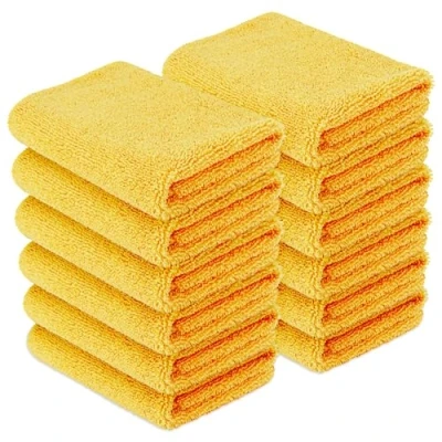 Abbildung von Amazon Basics Mikrofasertücher für Autos, doppelseitiges Reinigungstuch, 40.6 x cm, Goldfarben, 12 Stück