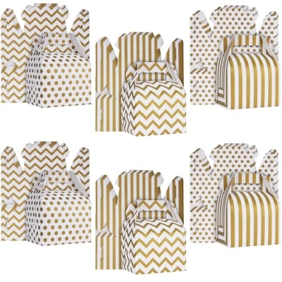 Abbildung von Belle Vous Karton Geschenkboxen (36 Stk) Schachteln 16x11,5x9cm Pappschachteln in Gold Weiß Geschenkschachteln Gift Box Geschenkschachtel Geschenkverpackung