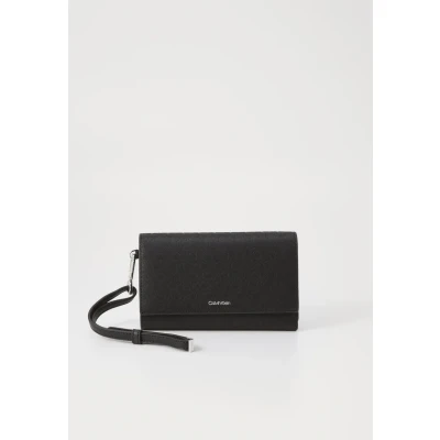 Abbildung von Calvin Klein MUST Trifold Wristel Unisex Geldbörse, Größe: One Size, Black mono