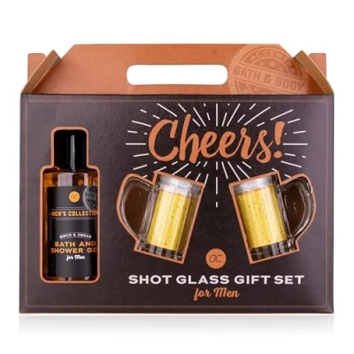 Abbildung von Accentra Geschenkset MEN&#039;S COLLECTION in Geschenkbox, inkl. 140ml Bade &amp; Duschgel, 2 x Shotglas Bierkrugform (je 4cl), Duft: Birke Zeder braun