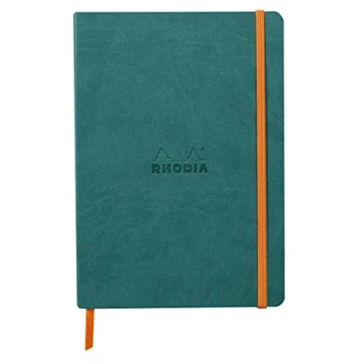 Abbildung von Rhodia 117376C Notizheft Softcover Rhodiarama DIN A5 (14,8x21 cm), 80 Blatt, liniert Clairefontaine Papier Elfenbein 90g Lesezeichen, Gummizugverschluss, Cover aus Kunstleder Pfaugrün, 1 Stück