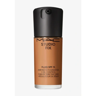 Abbildung von MAC Studio FIX Fluid SPF15 Foundation, Größe: 30 ml, Nc46