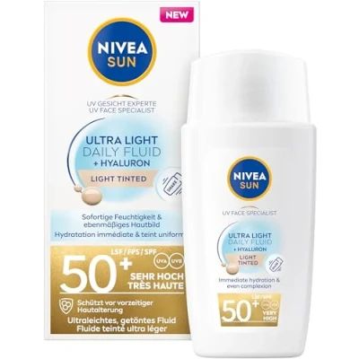 Abbildung von NIVEA SUN getönte Gesichtspflege mit LSF 50+, ultraleichte Sonnencreme Hyaluron und Antioxidans, UV Gesicht Experte Ultra Light Daily Sonnenschutz Fluid Heller Hauttyp (40 ml)