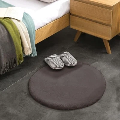 Abbildung von Teppich Wölkchen Fell Rund, Fellteppich Kunstfell Waschbar, Hasenfell, Kaninchenfell Flauschiger Wohnzimmer, Bettvorleger Schlafzimmer Dunkelgrau Rund 60cm