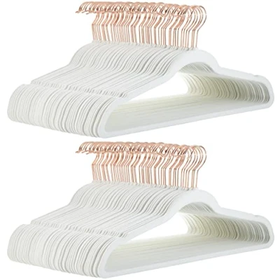 Abbildung von Amazon Basics zusammenpassenden Bügeln, um Anzüge, Hosen, Blazer und gefaltete Hosen zu halten organisieren, Elfenbeinweiß/Gold, 100er Pack