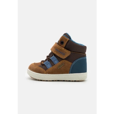 Abbildung von Primigi Goretex Snowboot/Winterstiefel für Kinder, Größe: 26, Cognac Schuhe