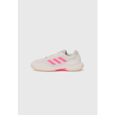 Abbildung von adidas Damen Gamecourt 2.0 Tennis Shoes Tennisschuhe, core White/Lucid pink/core Black, 40 EU