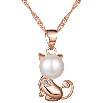 Abbildung von Yumilok Damen Halskette mit Kätzchen Anhänger Zirkonia Perle Katze Kette aus 925 Sterling Silber Roségold für Mädchen