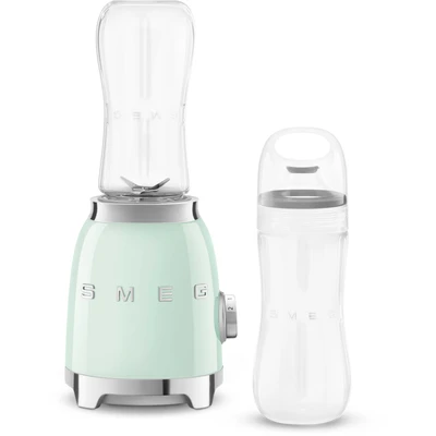 Abbildung von SMEG, Personal Blender PBF01PGEU, 2 Geschwindigkeitsstufen, Doppelklinge aus Edelstahl, x 600 ml Flaschen inklusive, rutschfester Standfuß, integrierte Kabelaufwicklung, 300W, Pastellgrün