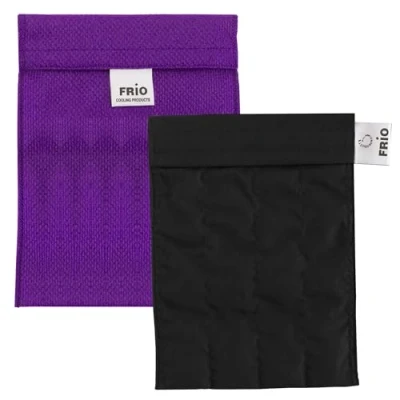 Abbildung von FRIO GROßE Diabetiker Insulin Kühltasche 19 x 14 cm lila Für bis zu 4 Pens Kühlt mit kaltem Wasser I Keine Kühlakkus notwendig Wiederverwendbar
