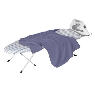 Abbildung von Honey Can Do Klappbarer Tisch Bügeltisch mit Bügeleisenablage, Kunststoff, blau, 32 L x 12 W