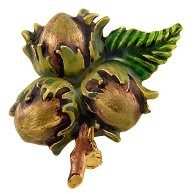 Abbildung von ba bijou art Damen Brosche Emaille 3 Haselnüsse mit Blatt Anstecknadel Gold Auflage 24 Karat