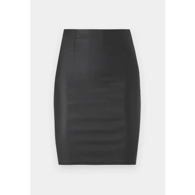 Abbildung von PIECES Damen Pcparo Hw Coated Skirt/Noos Bc, Schwarz, M