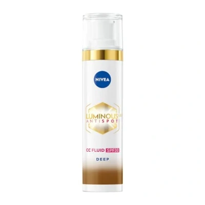 Abbildung von NIVEA Luminous 630 Anti Flecken Fluid CC SPF30 3 EN 1 (1 x 40 ml), Cream mit dreifacher Wirkung, getönter Gesichts Sonnenschutz, dunkler Farbton