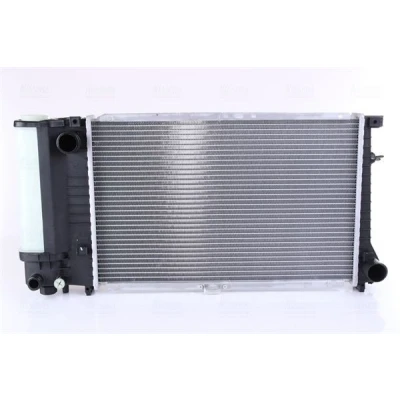 Abbildung von NISSENS 60736A Kühler, Motorkühlung Aluminium 520 329 32 Kühlrippen gelötet BMW: 5 Saloon, Touring